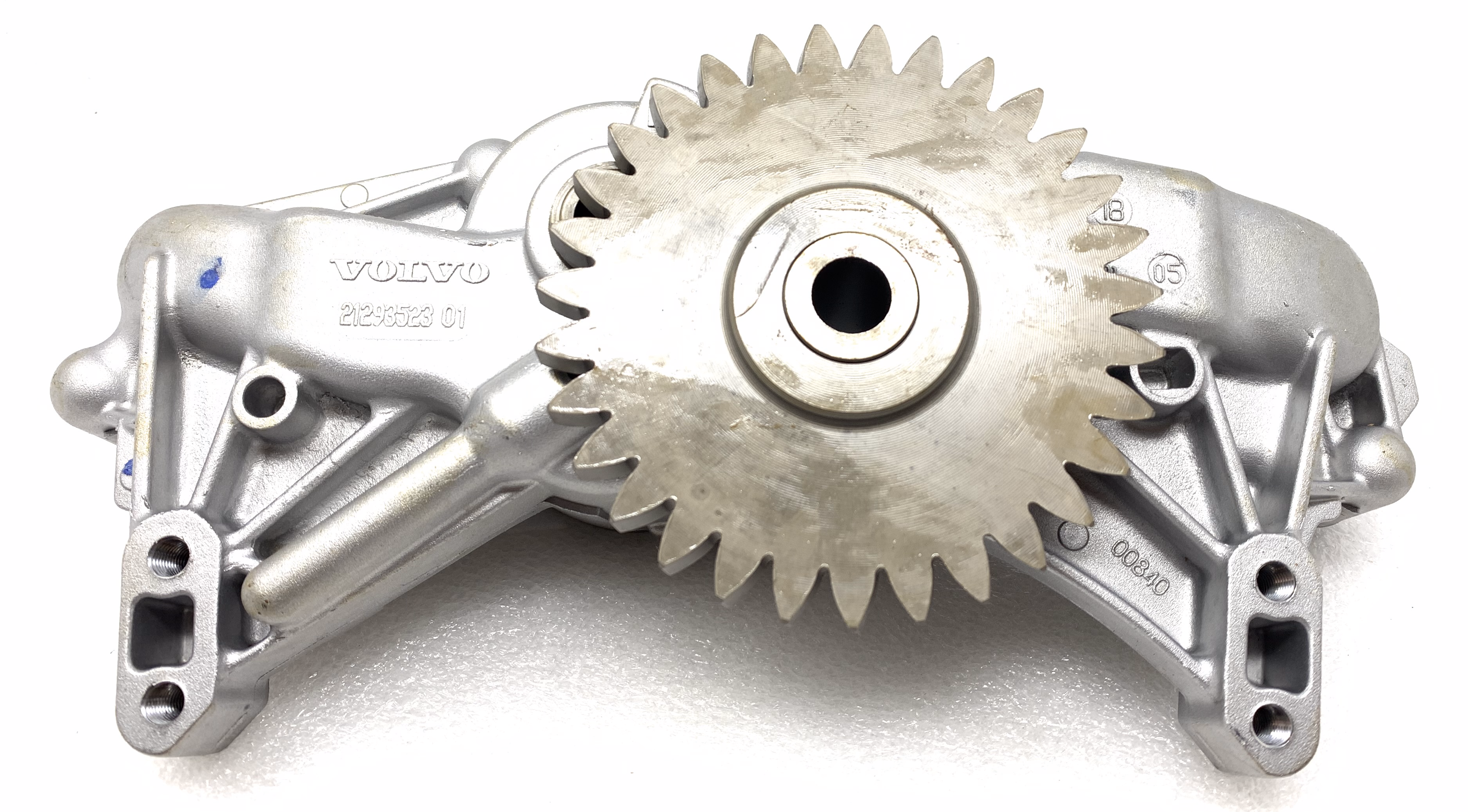 Genuine Volvo 20824906 Oil Pump