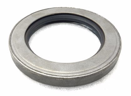 Mack Truck 25624334 Lip Seal
