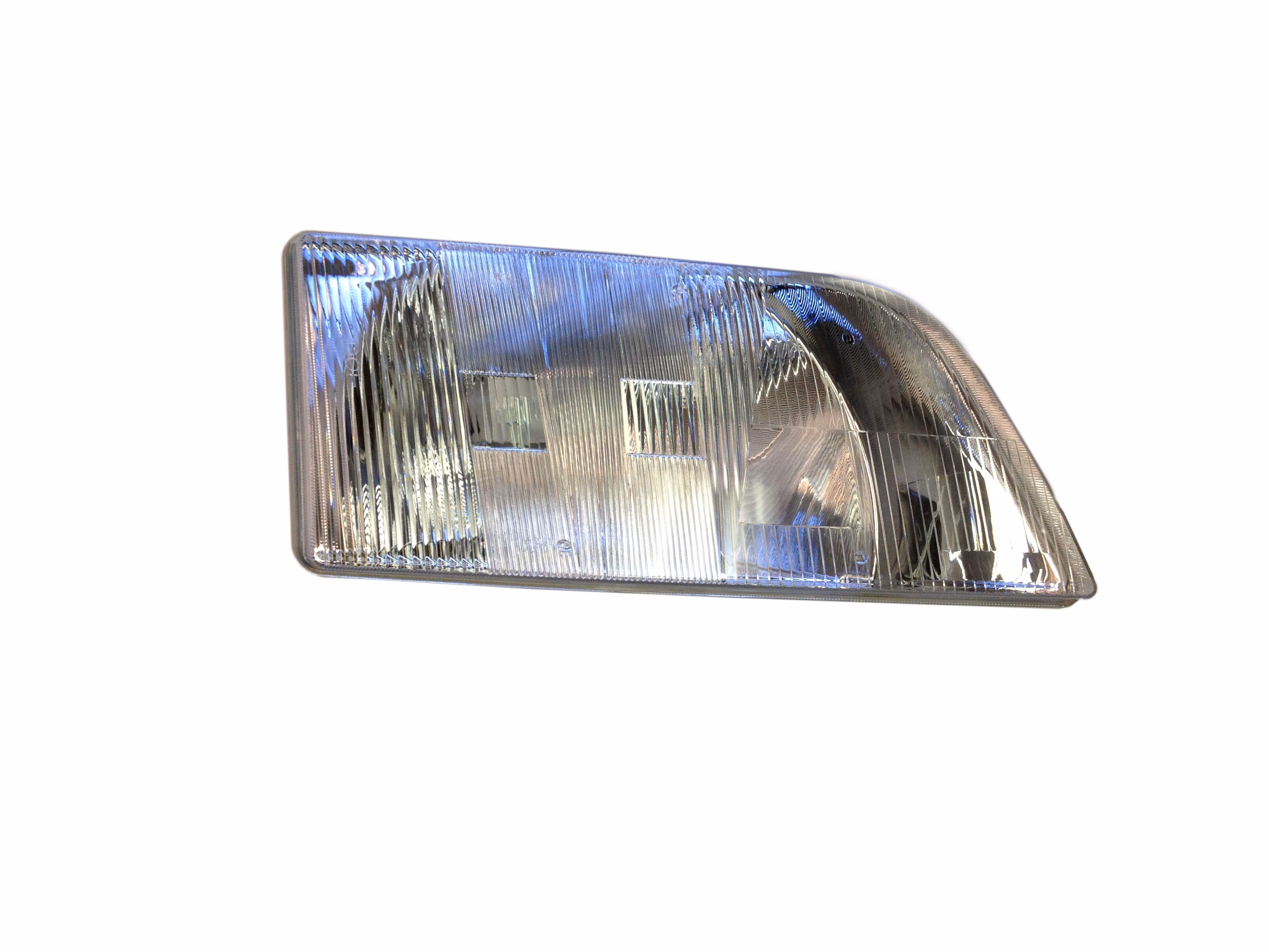 Match Made RH Headlamp 8008421RH.  Same as Volvo 8082041